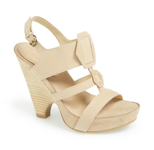 sandal 10