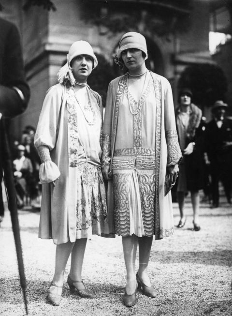 1920's -- The Cloche Hat. Unless you're going for the look of an overgrown infant, this hat trend is better left for newborn babies.