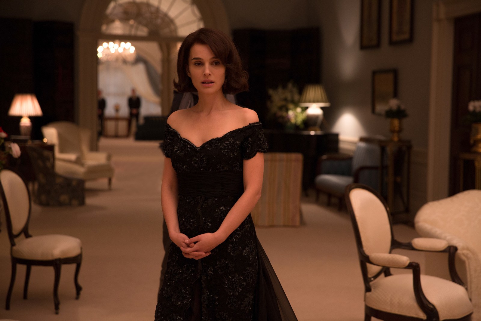 ss09-natalie-portman-jackie-onassis-kennedy