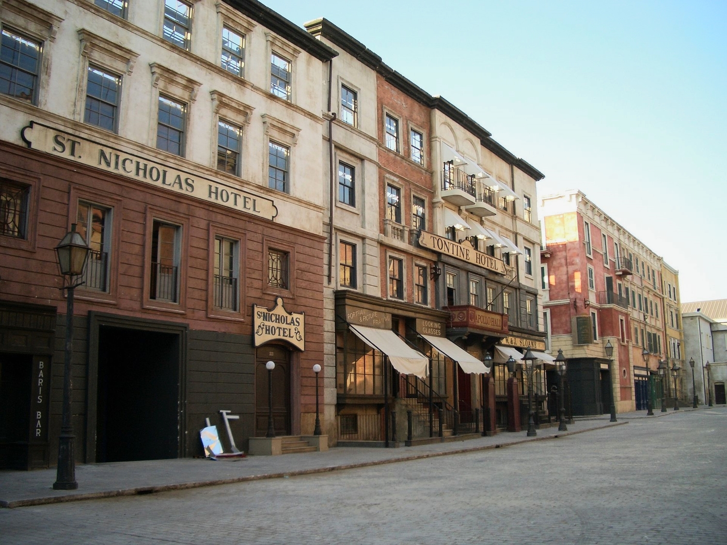 the-welcome-blog-tours-of-new-york-cinecitta-location-of-gangs-of-new-york