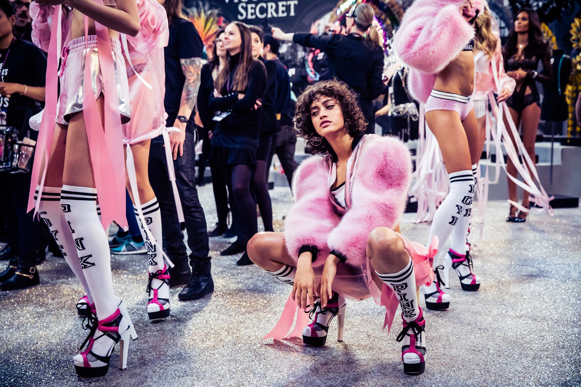 victorias-secret-fashion-show-2016-ss14