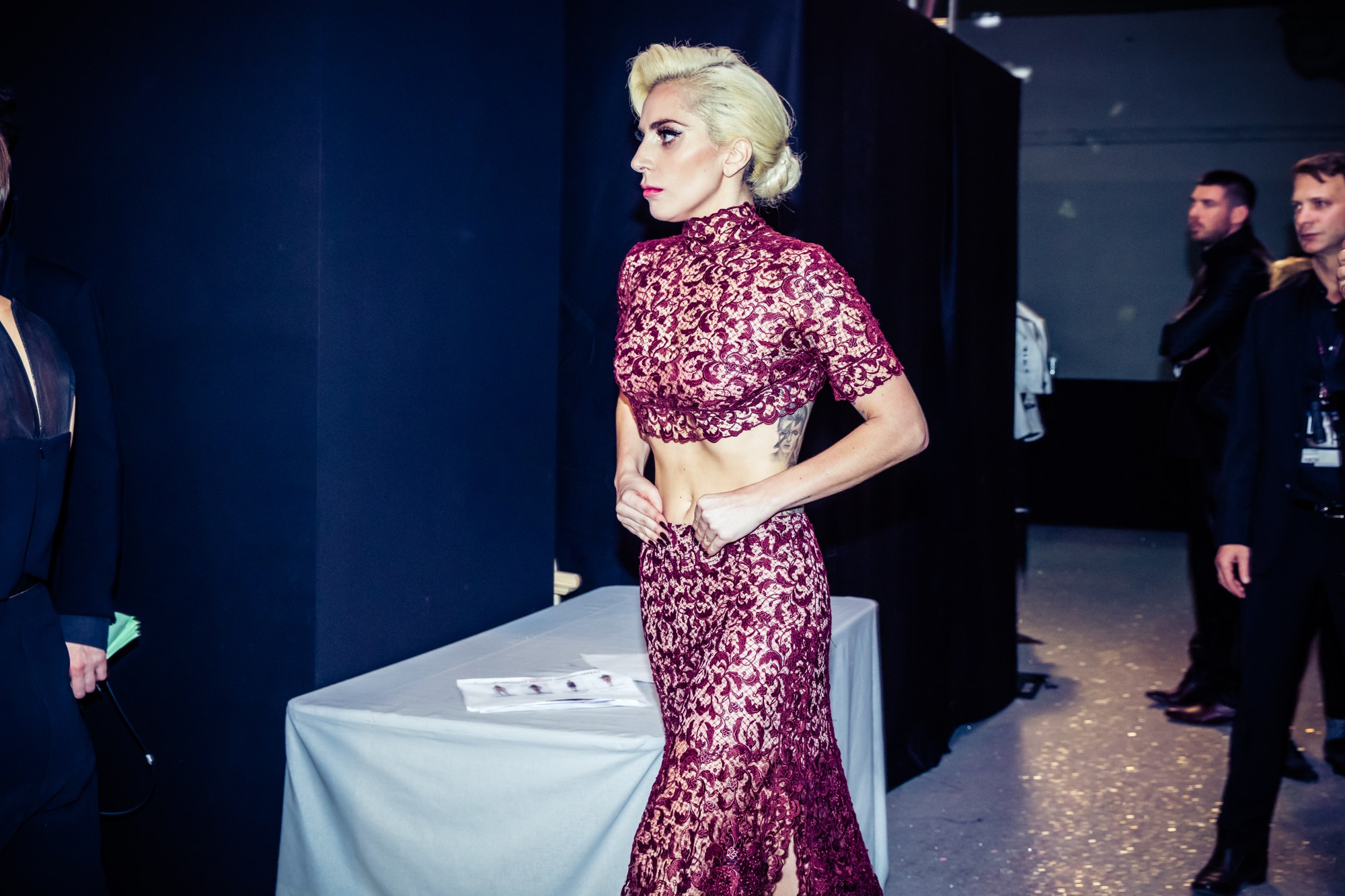 victorias-secret-fashion-show-2016-ss29